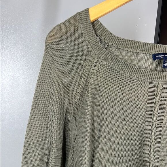 American Eagle Outfitters Green Crew Neck Sweater Relaxed Fit - Picture 3 of 6